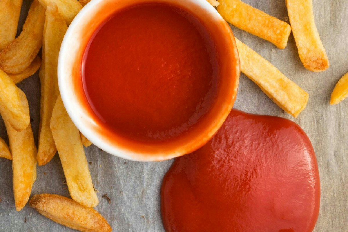 Ecco idee per arricchire il menu festivo con maionese, salsa verde, yogurt e vinaigrette invitanti