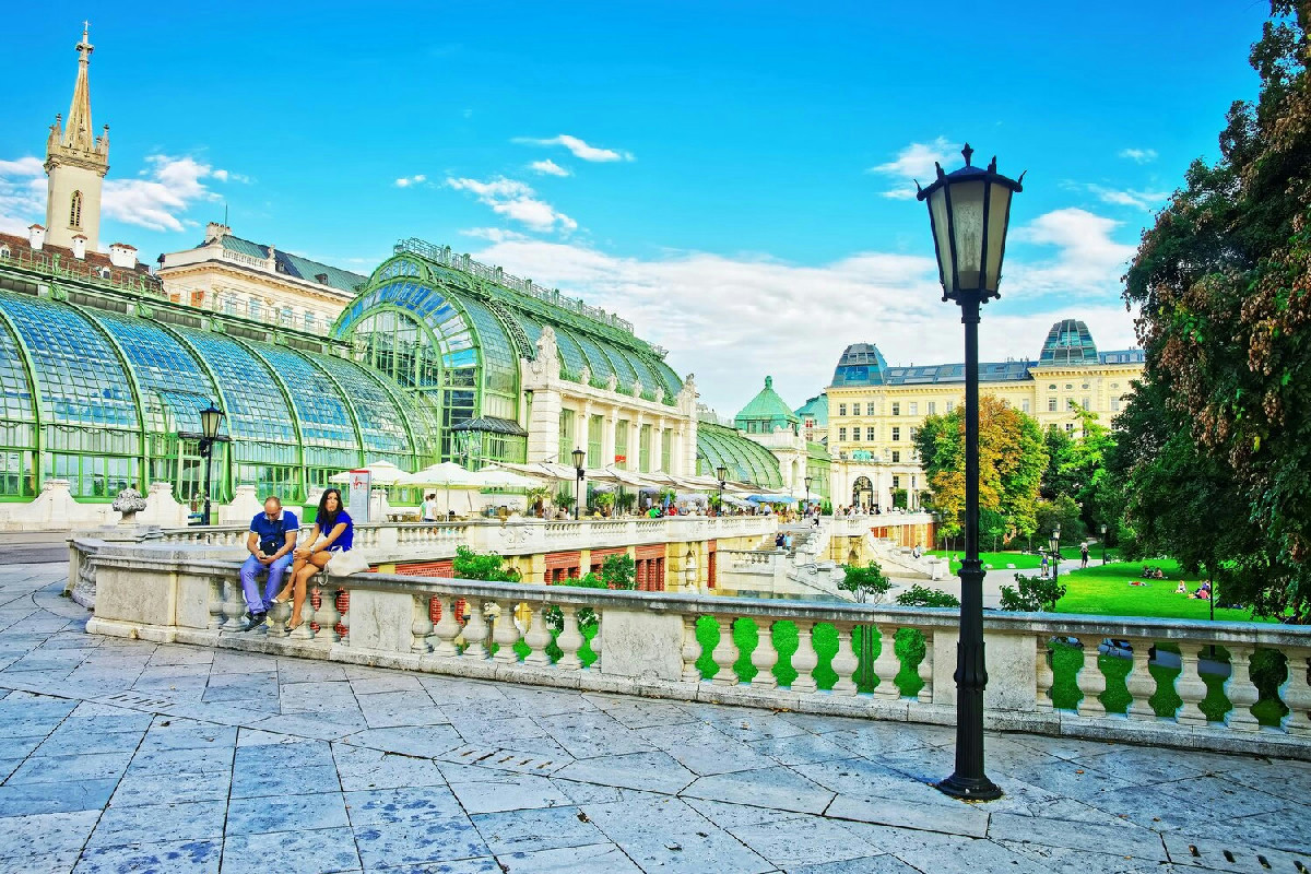 Quando la tradizione incontra il gusto: Vienna tra sapori autentici e mercatini caratteristici